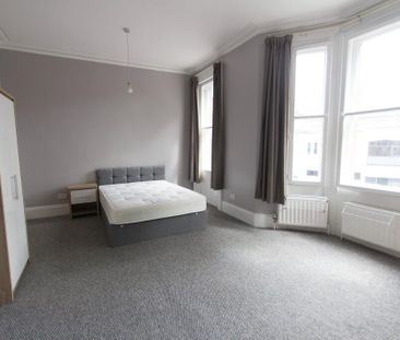STUDENT ACCOMMODATION, 28 Northland Road, Derry/Londonderry, BT48 7NA - Photo 5