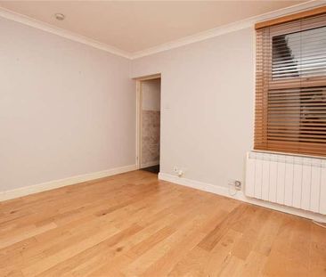 Sutton Road, Watford, Herts, WD17 - Photo 2