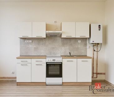 Pronájem bytu 1+kk 35 m² - Photo 1