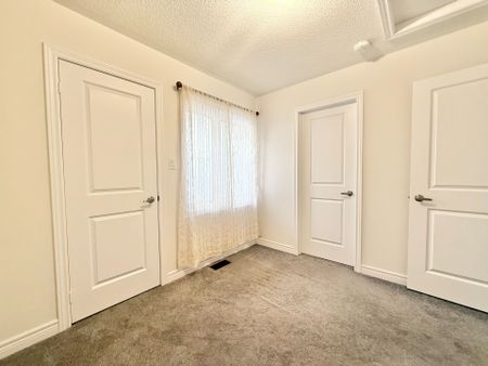 For Lease - 7 Geranium Crescent Unit# 7, Brampton, Ontario - Photo 2