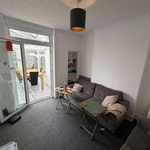 Belton Road, Brighton, BN2 - Photo 1