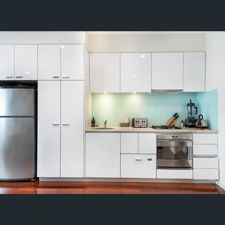 Urban Living at Its Best in the Heart of Prahran - Photo 1