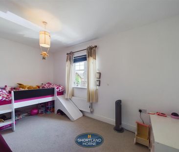 4 bedroom detached house to rent - Photo 5