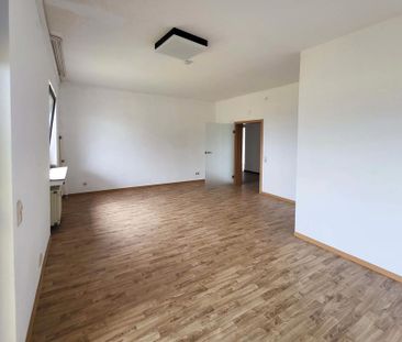 Großzügige 2 ZKB Wohnung zur Miete mit Balkon in ruhiger Wohngegend! - Photo 2