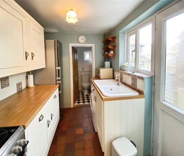 2 bedroom terraced house to rent - Photo 5