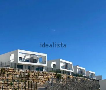 Alquiler de chalet pareado en Calle Mar de Alborán - Photo 2