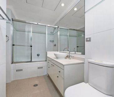 Studio Apartment at Oaks Trafalgar! - Photo 4