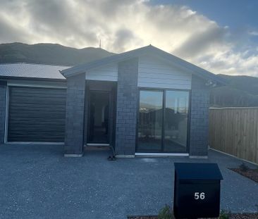56 Hokioi Drive, Kenepuru - Photo 3