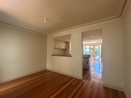 3/205 Weston Street, Brunswick East VIC 3057 - Townhouse For Rent | Domain - Photo 3