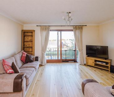 4 bedroom terraced house to rent - Photo 4