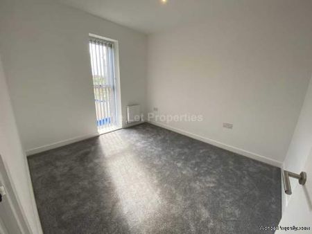 3 bedroom property to rent in Salford - Photo 4