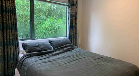 A TRUE FIND IN MT ALBERT- 4 Bedroom Available now! - Photo 2