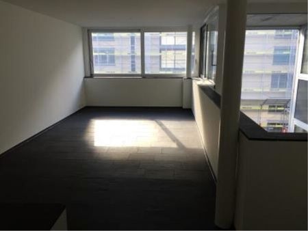Opening a 5.5-room maisonette apartment in the heart of Oerlikon - Photo 4