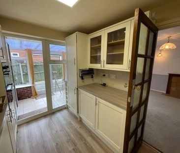 2 bedroom bungalow to rent - Photo 5