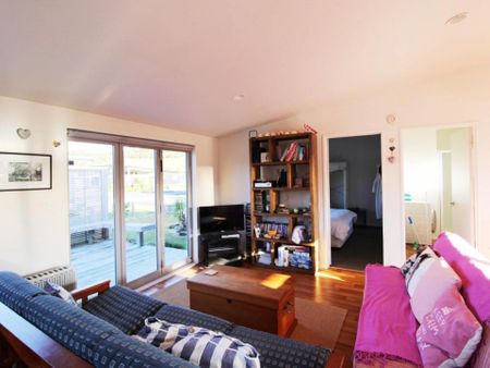 Simple and Sweet - Photo 2