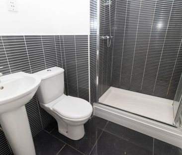 2 Bedroom Flat - Ground Floor - Photo 6