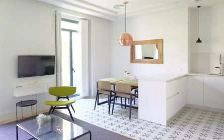 Madrid, Community of Madrid 28004 - Photo 2