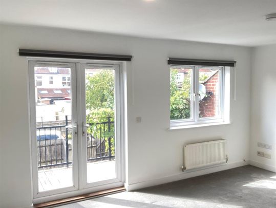 Linden Grange, Claremont Avenue, Bristol (Redland) - Photo 1