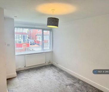 2 bedroom semi-detached house to rent - Photo 4