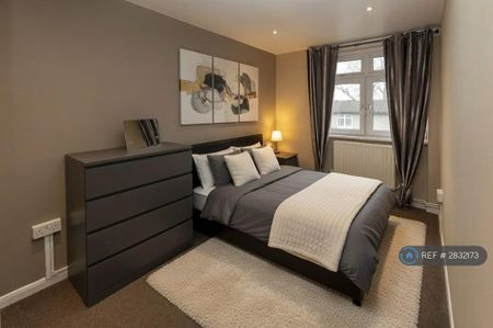 3 bedroom maisonette to rent - Photo 3