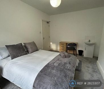 1 bedroom in a house share to rent - Photo 5