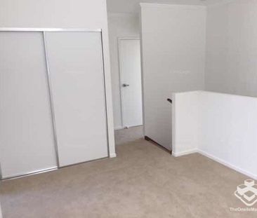 Townhouse Rental Property, Robina QLD - Photo 1