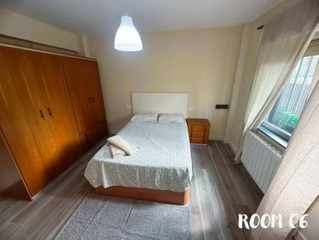 Calle Doña Francisquita, Madrid, Community of Madrid 28041 - Photo 3