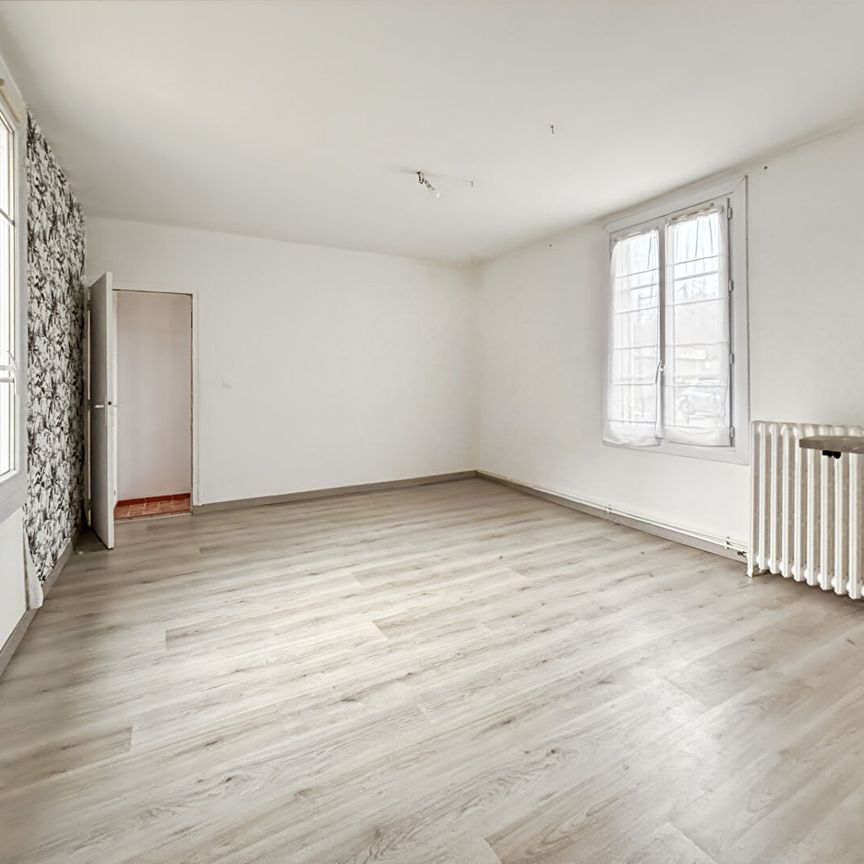 House - Photo 1