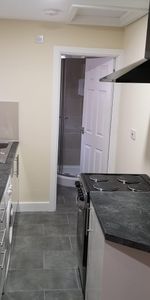 Queens Road (1 bed) - Photo 4