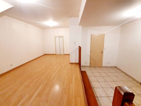 Location Appartement 1 pièce 32m² AUXONNE 21130 - Photo 2