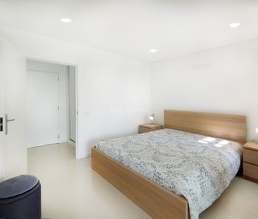 Arrendamento ao ano, Apartamento T1 com vista Mar, Disponível a par... - Photo 1