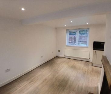 2 bedroom detached house to rent - Photo 6