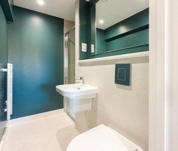 2 bedroom Flat To Let Total Size: 593 SQ FT - Photo 1