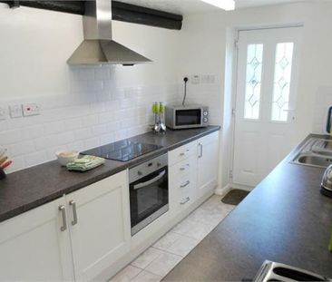 3 bedroom detached bungalow to rent - Photo 4