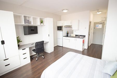 Studio to rent - Photo 2