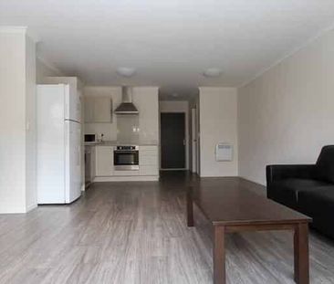 Three bedroom townhouse - Photo 4