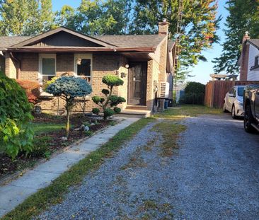 For Lease - 8087 Aintree Drive, Niagara Falls, Ontario - Photo 3