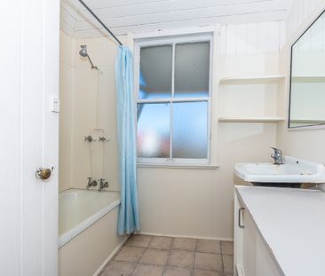 2/39 Marine Parade, Redcliffe QLD 4020 - House For Rent - $350 | Do... - Photo 5