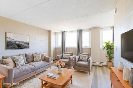 Penticton Brunswick Apartments - Photo 3