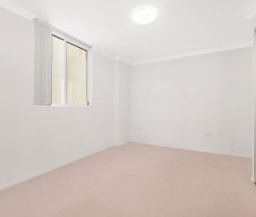 3 Bedroom Apartment In Parramatta CBD - Photo 5