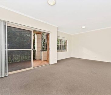 Dulwich Hill - Photo 1