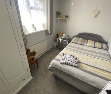 1 bedroom detached house to rent - Photo 2