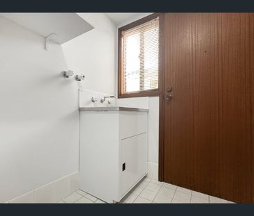 15 Cargo court, Seaford Rise, SA 5169 - Photo 3