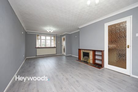 3 bed end of terrace house to rent in Humber Way, Newcastle-under-Lyme, Staffordshire - Photo 3