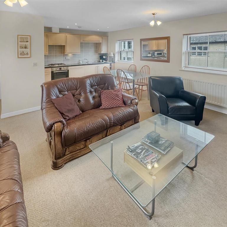 2 bedroom apartment to rent - Photo 1