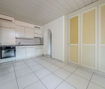 Gemütliche 2-Zimmerwohnung in Romont - Photo 2