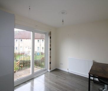 Blackbyres Court, Barrhead - Photo 4