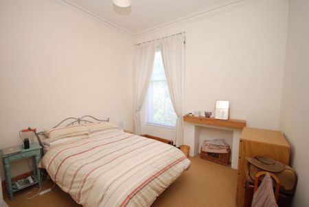 Nithsdale Road, Flat 1, Glasgow, Pollokshields, G41 5EU - Photo 2