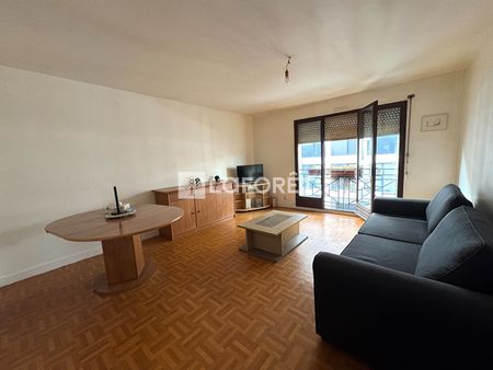 Apartment - Photo 2