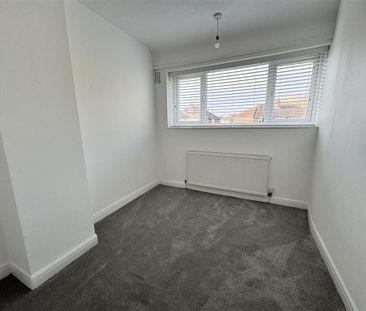 2 bedroom semi-detached house to rent - Photo 3